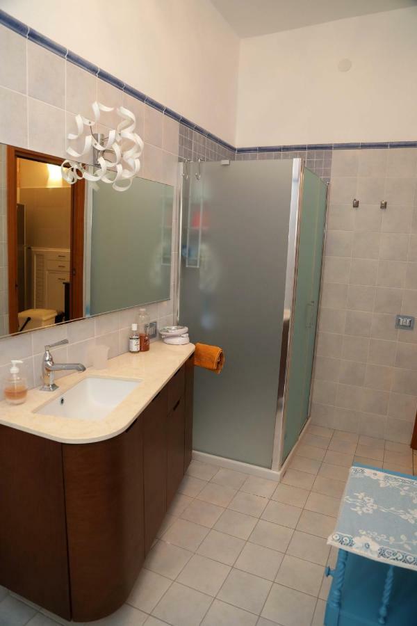 Luxury Apt Appartamento Calasetta Esterno foto