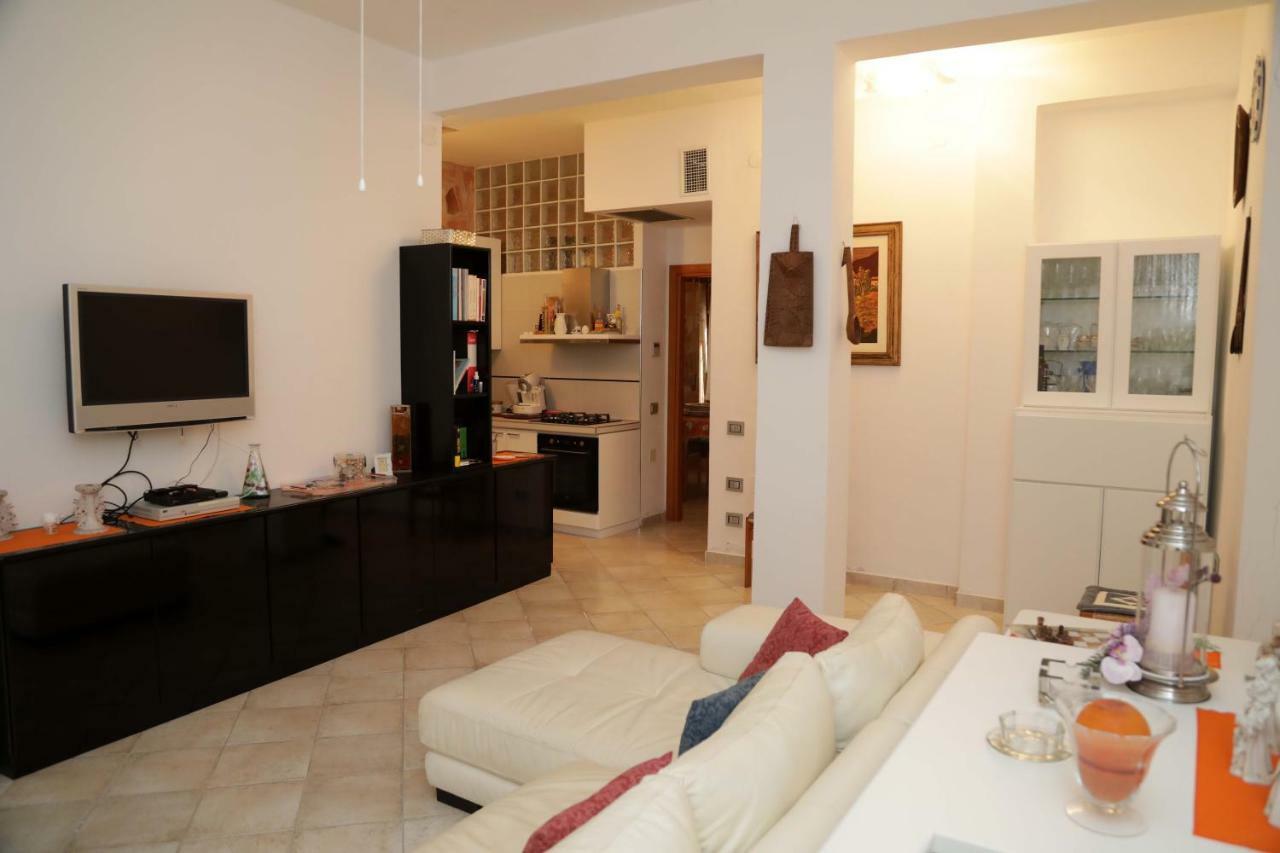 Luxury Apt Appartamento Calasetta Esterno foto