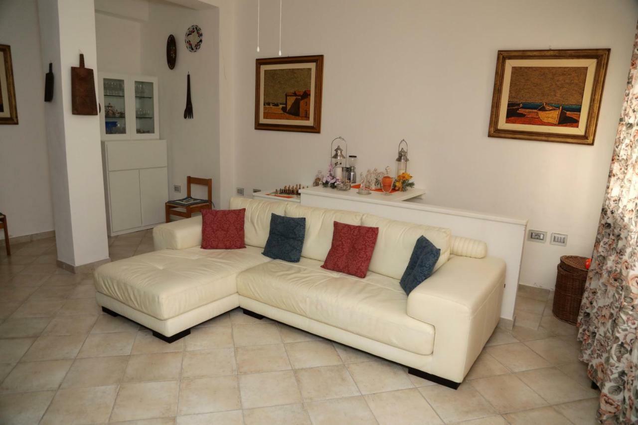 Luxury Apt Appartamento Calasetta Esterno foto