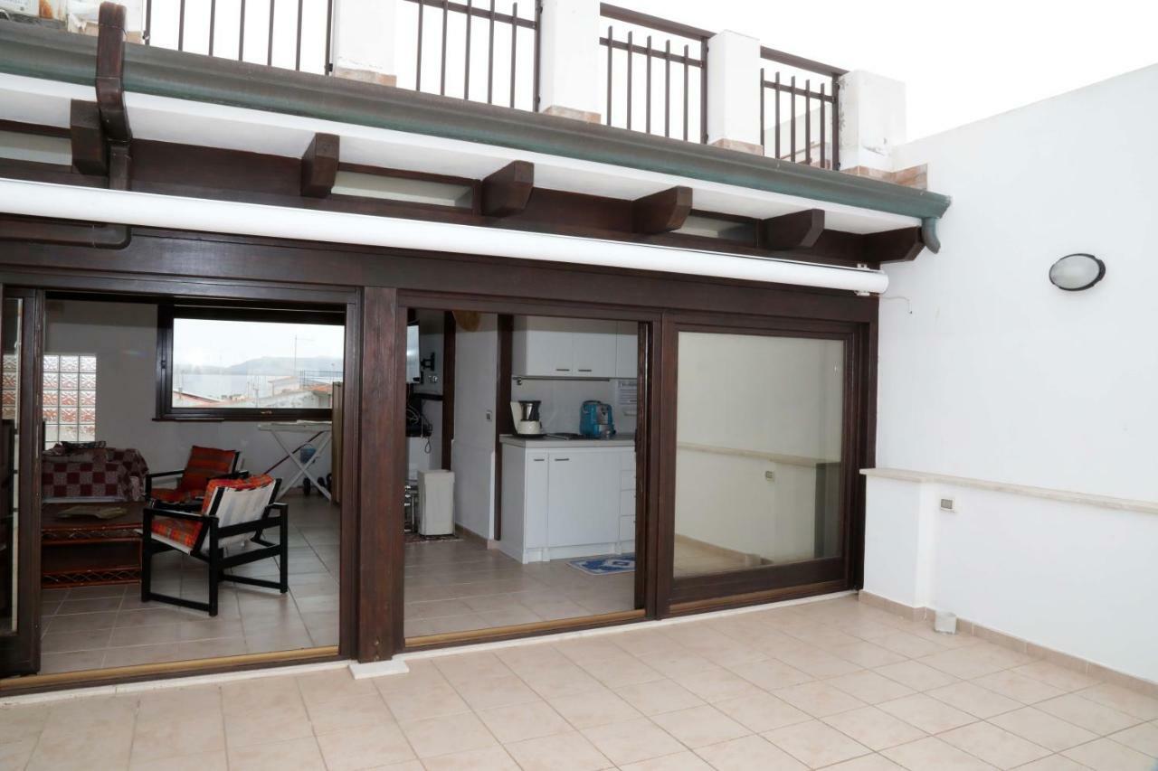 Luxury Apt Appartamento Calasetta Esterno foto