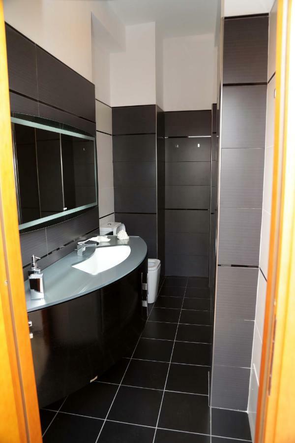 Luxury Apt Appartamento Calasetta Esterno foto