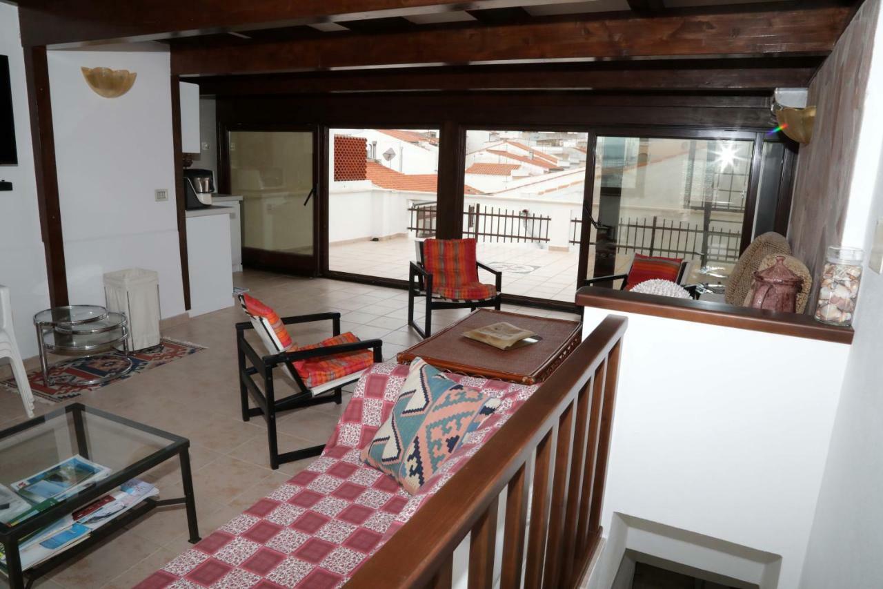 Luxury Apt Appartamento Calasetta Esterno foto