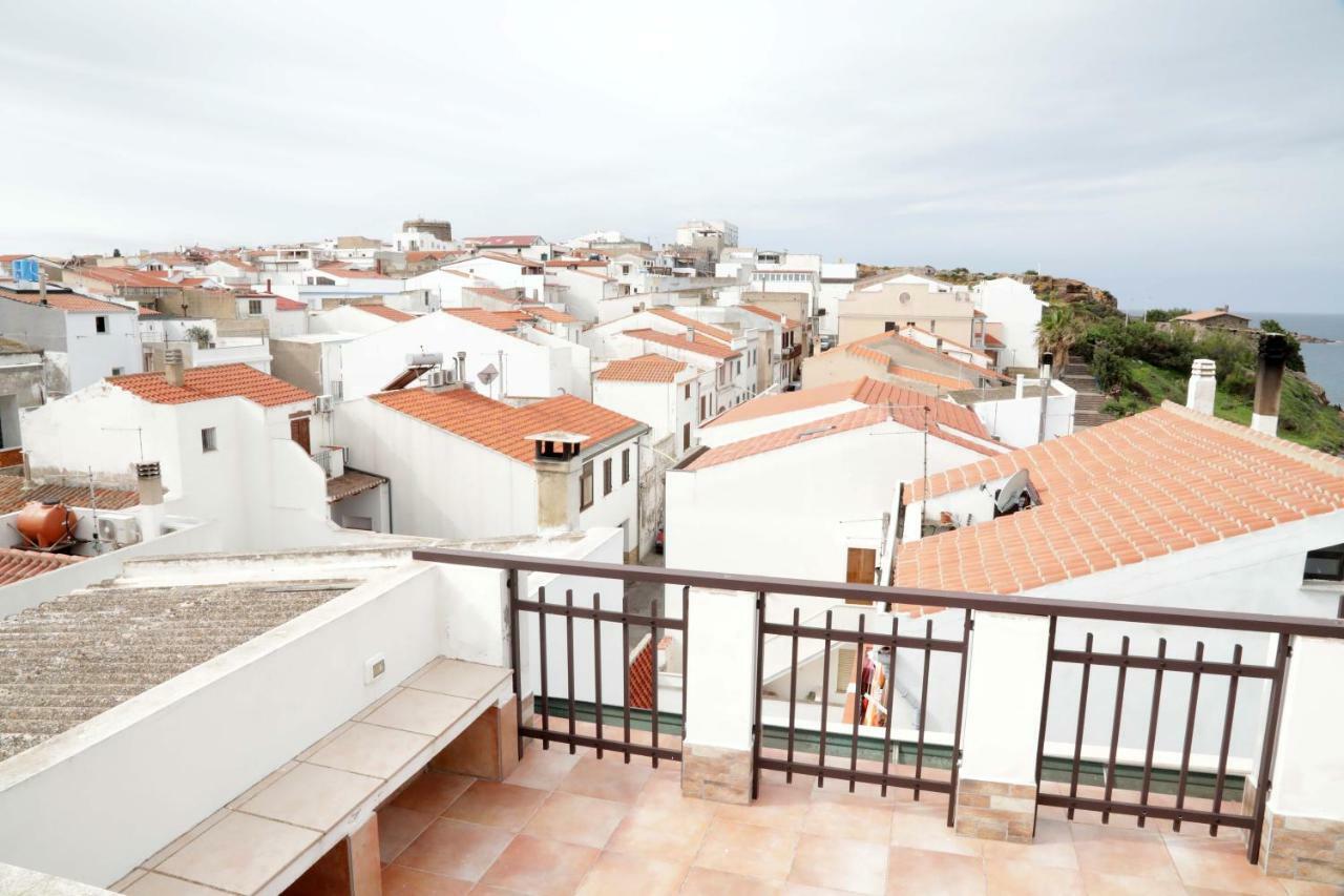 Luxury Apt Appartamento Calasetta Esterno foto