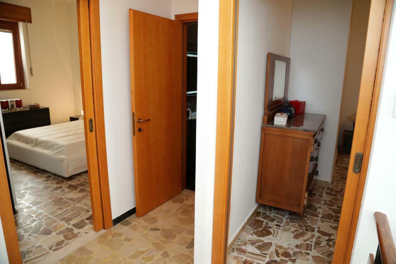 Luxury Apt Appartamento Calasetta Esterno foto