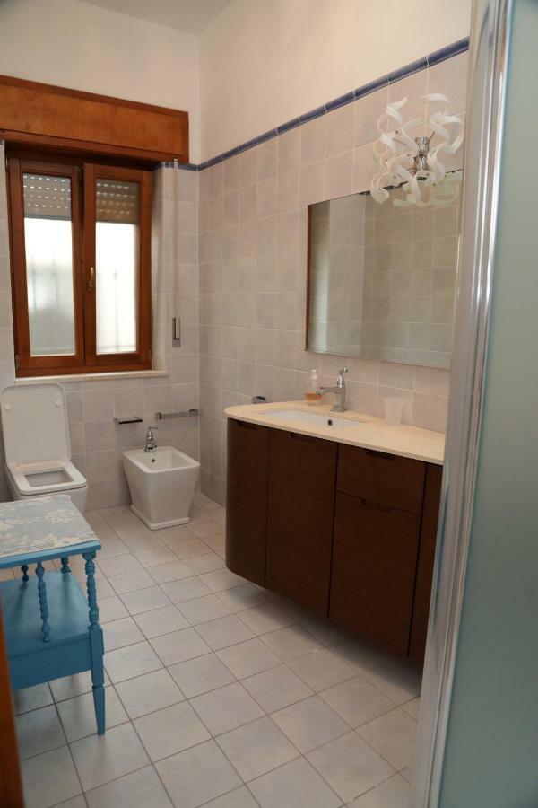 Luxury Apt Appartamento Calasetta Esterno foto