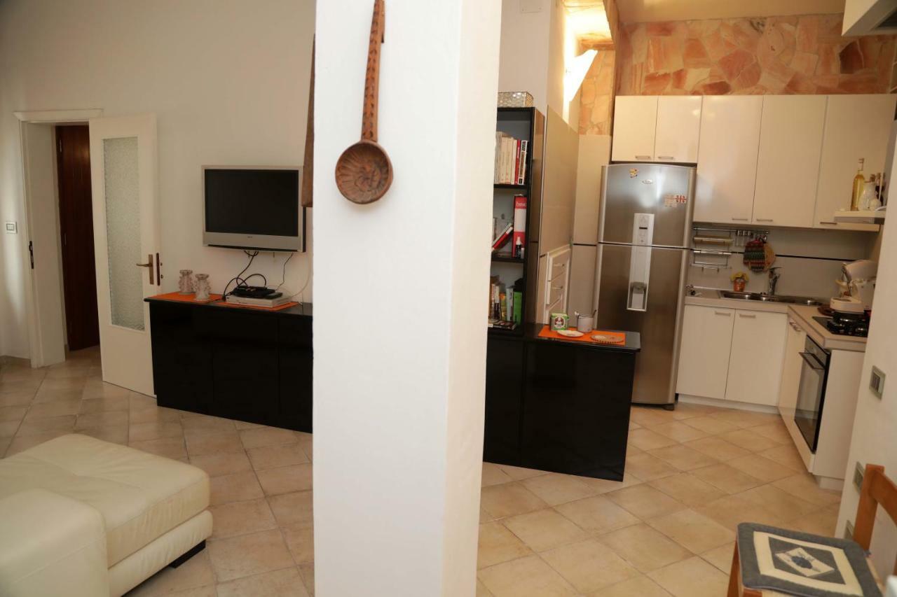Luxury Apt Appartamento Calasetta Esterno foto